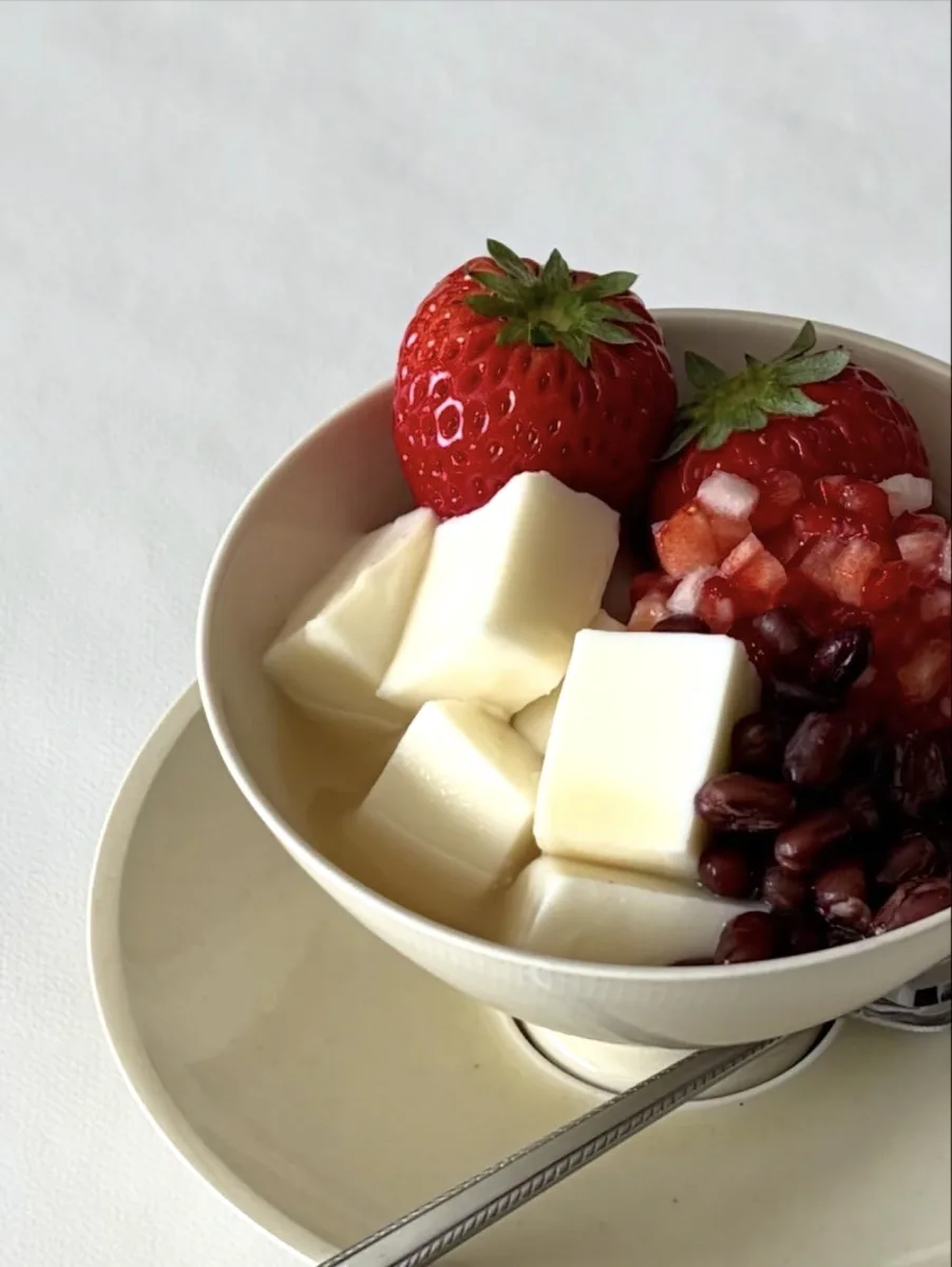 さっぱり楽しむ、いちごの豆花